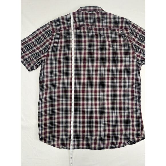 Vans men's short-sleeve Plaid button-down Shirt - Size XL - Picture 7 of 9